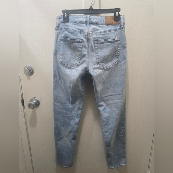 American Eagle Outfitters Light Blue Denim Jeans - Picture 3 of 13